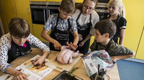 Nu også Madskole i Tarm, Årslev og Kibæk i sommerferien