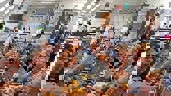 Billeder fra Madskolen på Holmegaardsskolen